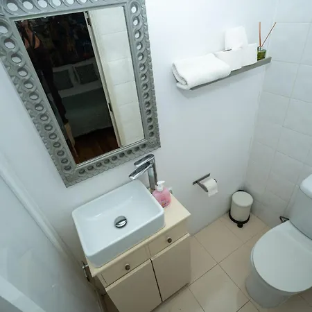 Charming 2 Bedroom In Centre Διαμέρισμα Lisboa