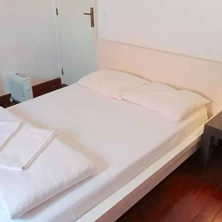 3 Bedroom With Trrace * Lisbon