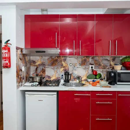 Charming 2 Bedroom In Centre Appartement *